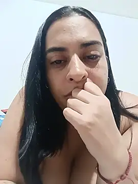 GeminisClark online show from June 4, 2026, 2:39 am