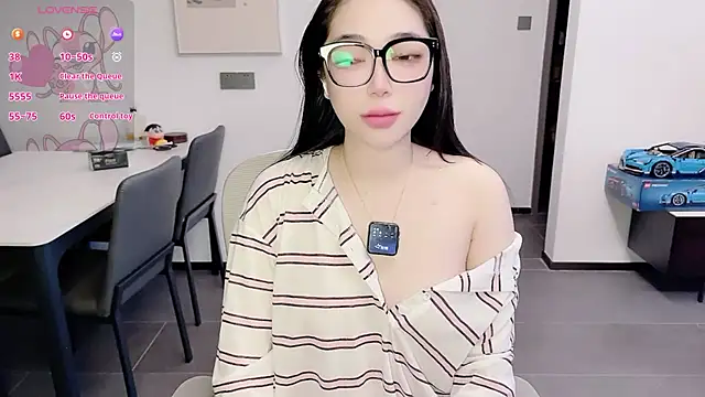 Scarlett-bb online show from November 5, 2025, 11:05 pm