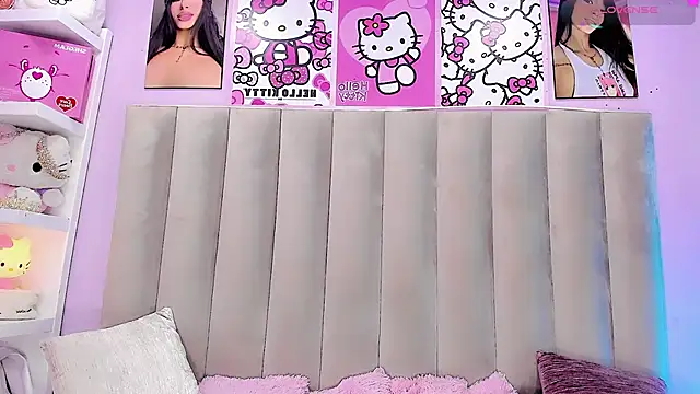 Ariana Keyss online show from November 4, 2025, 1:10 pm