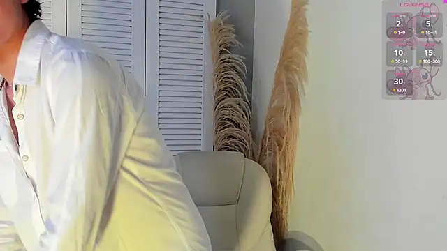 miilo wolf online show from October 4, 2025, 12:36 pm