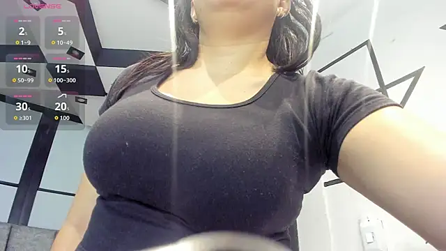 SamaraAnders  online show from March 3, 2026, 5:02 am