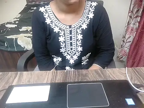 lusty kaira online show from July 24, 2026, 6:00 am