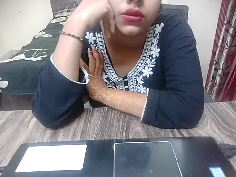 lusty kaira online show from July 29, 2026, 6:06 pm