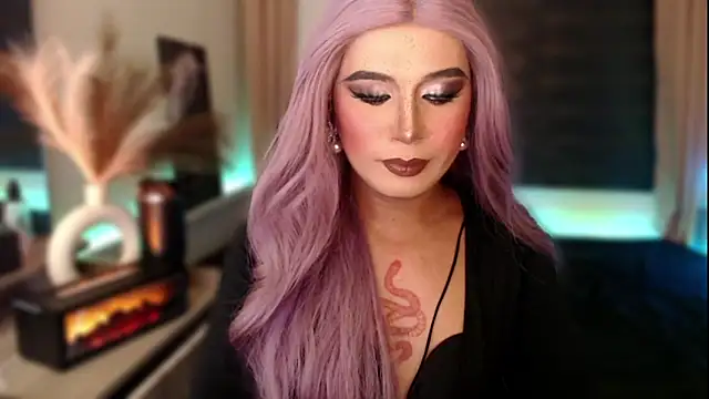 mslilly croft online show from February 10, 2026, 7:40 pm