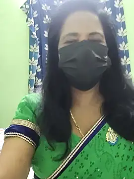 mallu-lover online show from September 28, 2025, 1:05 pm