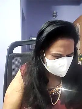 mallu-lover online show from November 16, 2025, 10:48 pm