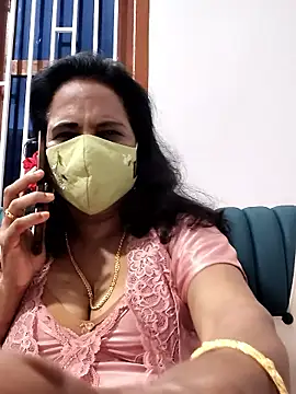 mallu-lover online show from January 12, 2026, 2:33 pm