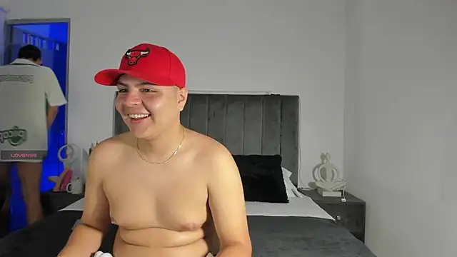 NoahLux online show from October 14, 2025, 7:14 pm