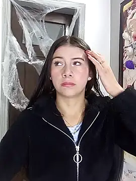 CharlotteSex  online show from October 23, 2025, 11:09 am