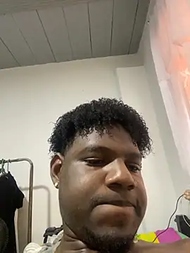 Snapshot of Kmlo-28 chatting on November 15, 2025, 10:04 pm Kmlo-28 online show from November 15, 2025, 10:04 pm