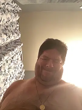 willama111970 online show from November 8, 2025, 3:29 am