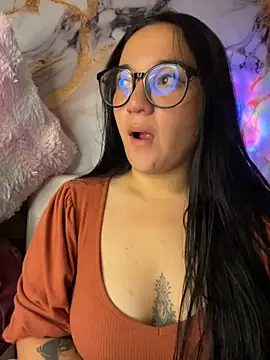 Snapshot of sara_roy04_ chatting on September 23, 2025, 4:26 am sara roy04 online show from September 23, 2025, 4:26 am