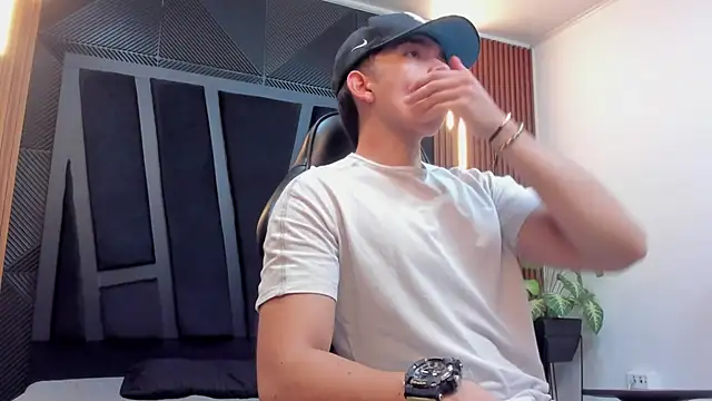 Eryonbradley online show from September 30, 2025, 11:26 am