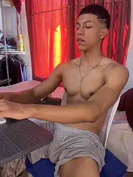 RickyEbony online show from April 3, 2026, 8:07 pm