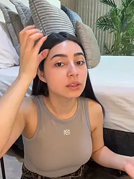 EmelyParker online show from April 12, 2026, 7:30 pm