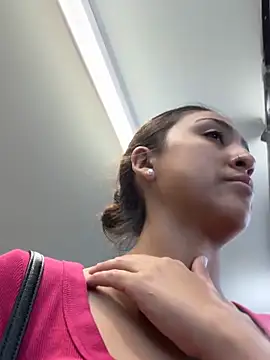 Sonnysoles online show from November 11, 2025, 8:09 pm