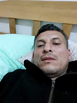 Snapshot of luislimafuego chatting on November 14, 2025, 6:01 am luislimafuego online show from November 14, 2025, 6:01 am