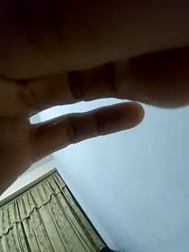 Snapshot of luislimafuego chatting on December 18, 2025, 10:54 am luislimafuego online show from December 18, 2025, 10:54 am