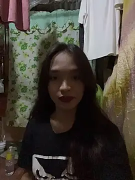 xhotlickerkiarax online show from July 27, 2026, 1:40 pm