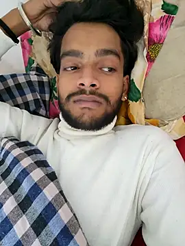 yashuuuu021 online show from November 6, 2025, 9:21 am