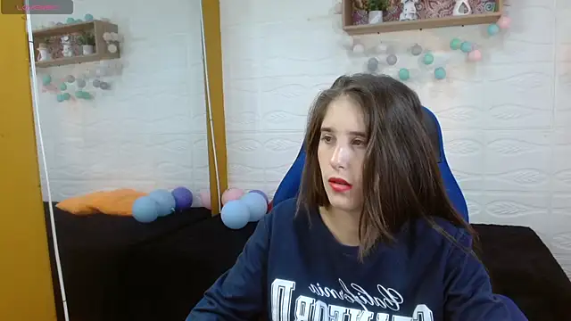 karlarousex online show from October 3, 2025, 3:36 am