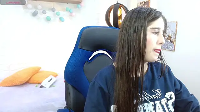 karlarousex online show from October 15, 2025, 3:28 am