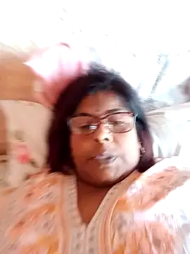 Snapshot of mileesha chatting on December 28, 2024, 2:32 pm mileesha online show from December 28, 2024, 2:32 pm