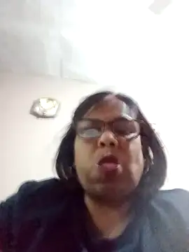 Snapshot of mileesha chatting on February 9, 2025, 6:16 pm mileesha online show from February 9, 2025, 6:16 pm
