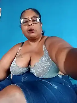 Snapshot of mileesha chatting on March 14, 2025, 9:35 am mileesha online show from March 14, 2025, 9:35 am