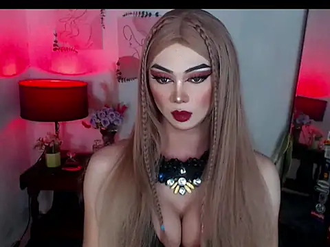 Snapshot of Hugecock_shantall chatting on November 2, 2025, 6:21 pm Hugecock shantall online show from November 2, 2025, 6:21 pm