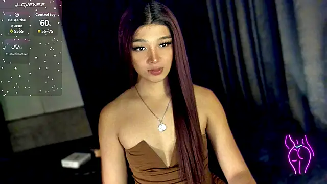 Snapshot of TrinityFucksYou chatting on February 19, 2026, 12:45 pm TrinityFucksYou online show from February 19, 2026, 12:45 pm