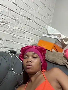 BaddestAss22 online show from December 19, 2025, 6:48 pm