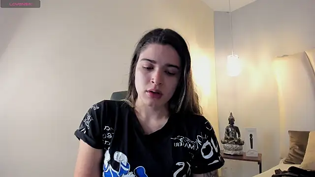 MiaVillalobos online show from October 8, 2025, 11:52 am