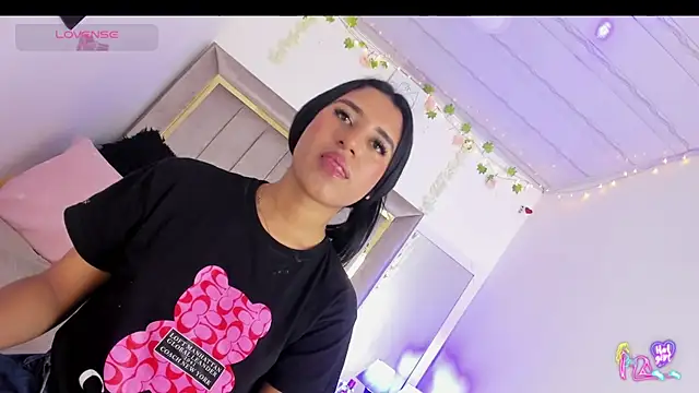 ScarlettVell online show from March 31, 2026, 6:52 pm