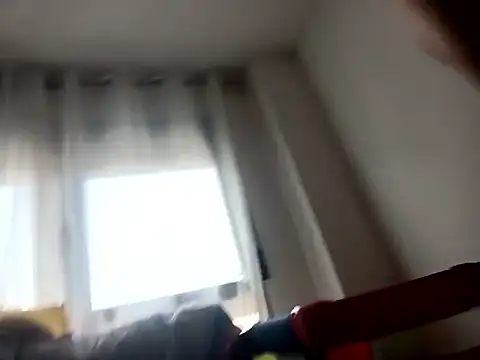 Feistysausage online show from October 12, 2025, 3:33 pm