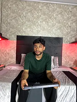 RaphaelDufort online show from September 16, 2025, 12:33 am