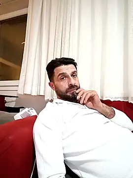 Snapshot of alex10alexx chatting on March 1, 2026, 10:45 pm alex10alexx online show from March 1, 2026, 10:45 pm