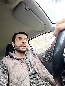 Snapshot of alex10alexx chatting on April 3, 2026, 1:31 pm alex10alexx online show from April 3, 2026, 1:31 pm