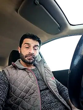 Snapshot of alex10alexx chatting on April 7, 2026, 6:58 am alex10alexx online show from April 7, 2026, 6:58 am