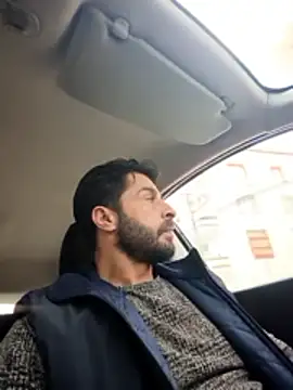 Snapshot of alex10alexx chatting on April 8, 2026, 2:50 pm alex10alexx online show from April 8, 2026, 2:50 pm