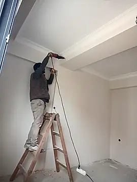 Snapshot of alex10alexx chatting on April 9, 2026, 8:20 am alex10alexx online show from April 9, 2026, 8:20 am