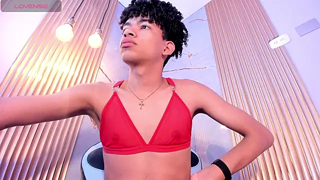 Ivone Rose  online show from October 31, 2025, 12:28 pm