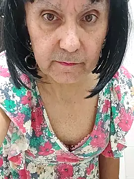 Emily de Carla online show from October 30, 2025, 3:57 pm