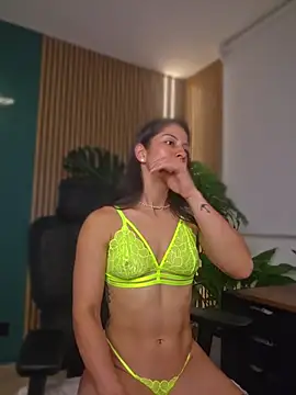 sarah rayy online show from July 24, 2026, 1:03 am