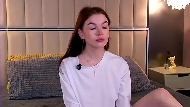 Snapshot of Wanda_Wild chatting on September 18, 2025, 4:03 am Wanda Wild online show from September 18, 2025, 4:03 am