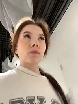 Snapshot of Wanda_Wild chatting on October 31, 2025, 4:41 pm Wanda Wild online show from October 31, 2025, 4:41 pm