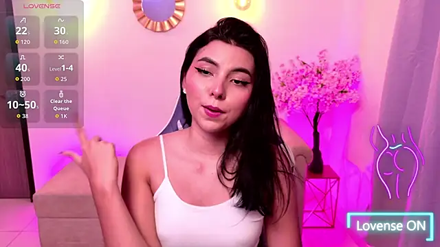 Snapshot of Rossie_Channel chatting on October 4, 2025, 6:39 pm Rossie Channel online show from October 4, 2025, 6:39 pm