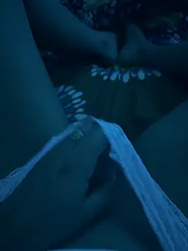 sofia  blaze online show from November 10, 2025, 6:12 am