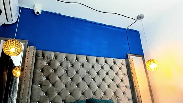 Snapshot of latinhotmuscle chatting on November 14, 2025, 4:22 am latinhotmuscle online show from November 14, 2025, 4:22 am