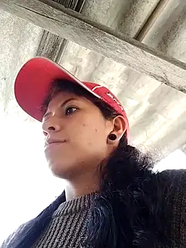 Raven Rouge  online show from March 13, 2026, 6:47 pm